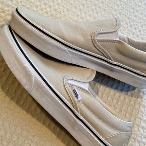 Vans classic slip on! Mint condition. Size 9 womens